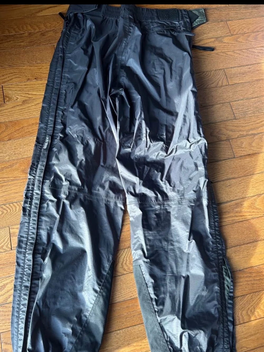 Mountain Hardwear Black Men's Fire-Tex shell pant